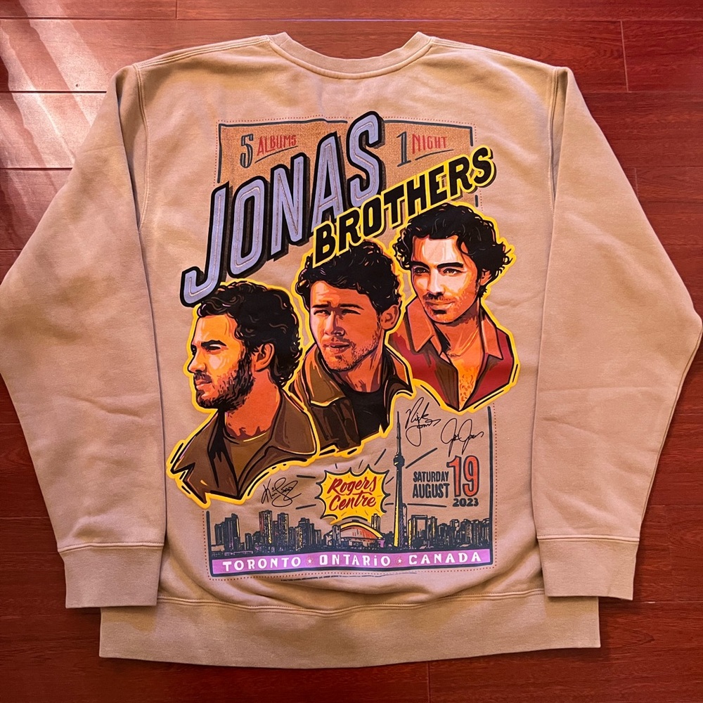JONAS BROTHERS TORONTO CREWNECK